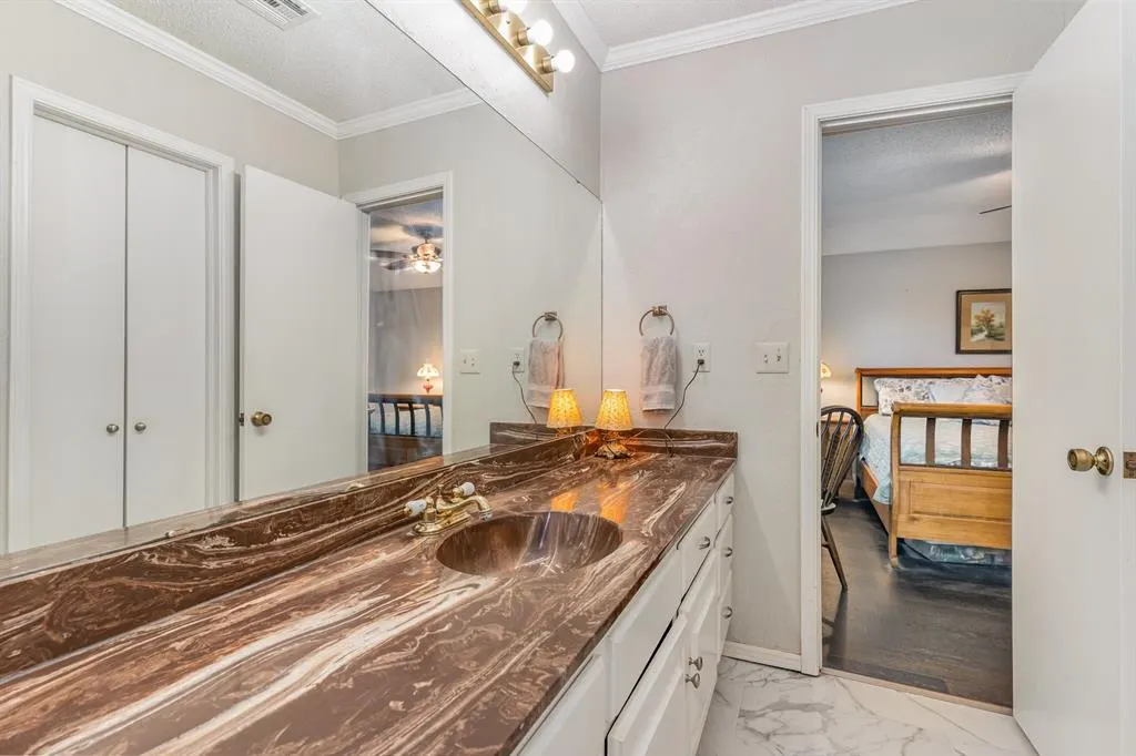 Photo 20 — 12221 Cork Road, Oklahoma City, OK 73162