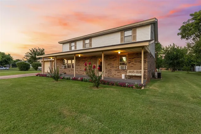 Photo 7 — 318 S Adams Street, Pocasset, OK 73079