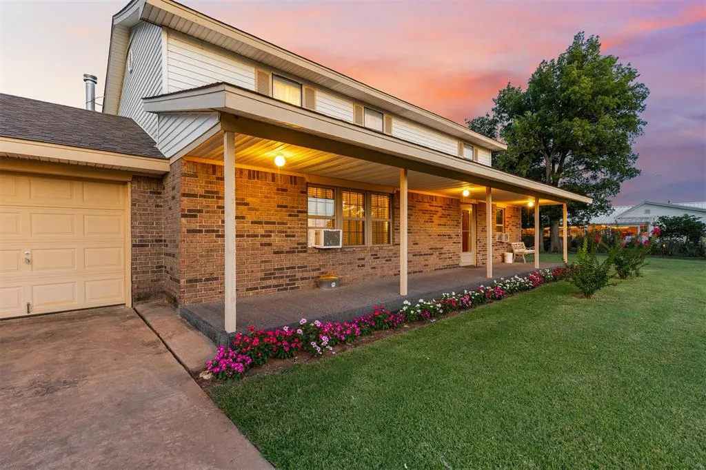 Photo 21 — 318 S Adams Street, Pocasset, OK 73079
