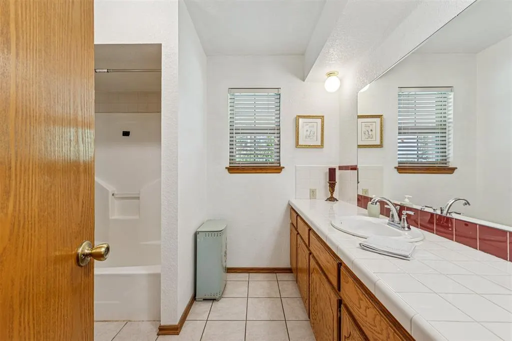 Photo 34 — 318 S Adams Street, Pocasset, OK 73079