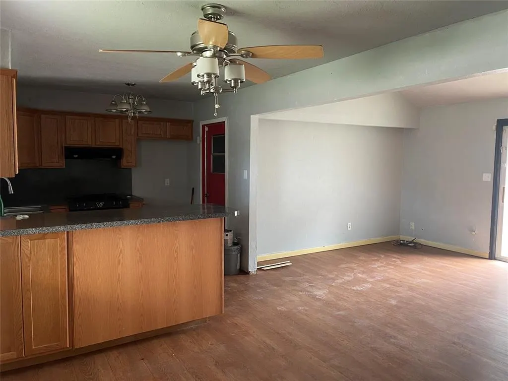 Photo 2 — 7821 NW 5th Street, Oklahoma City, OK 73127