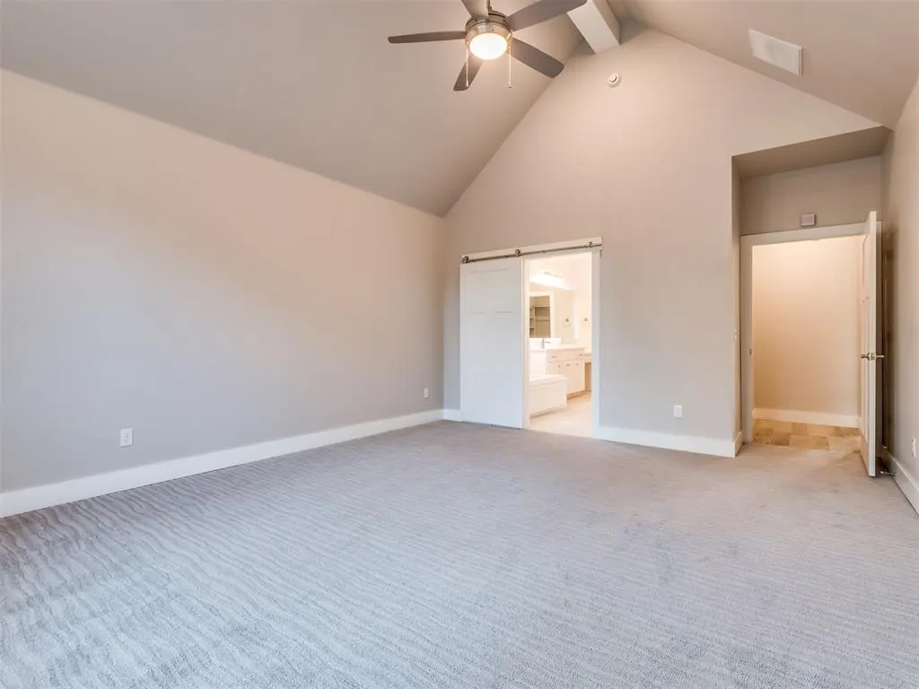 Photo 13 — 2425 RUMBLE Lane, Edmond, OK 73034