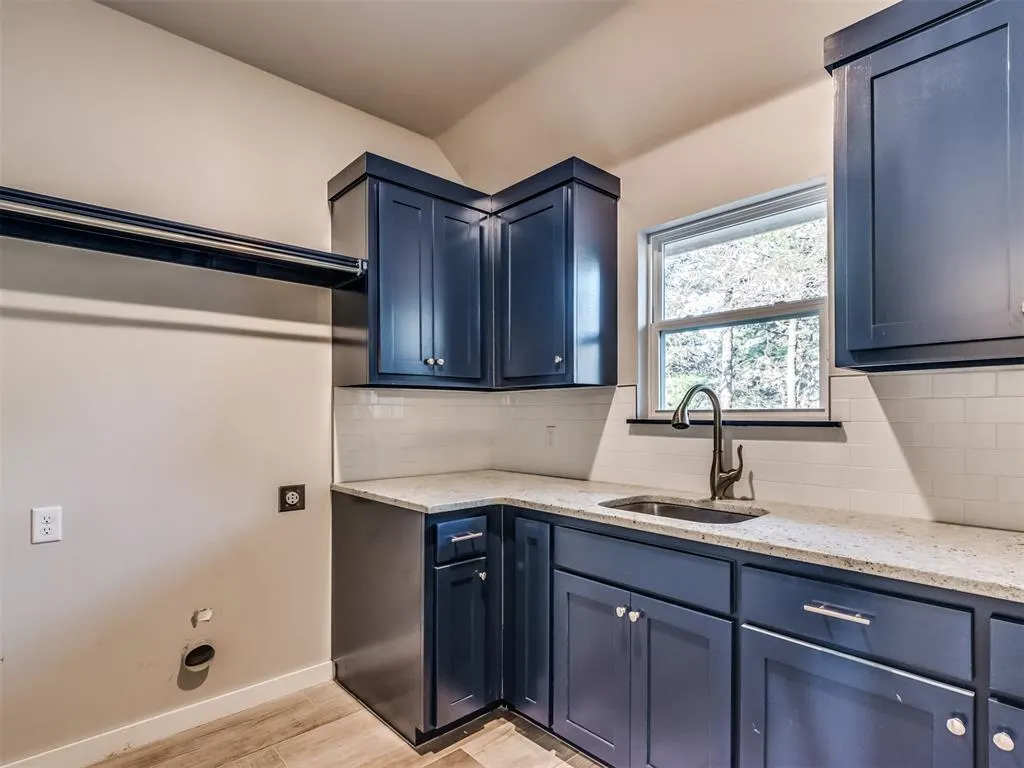 Photo 32 — 2425 RUMBLE Lane, Edmond, OK 73034