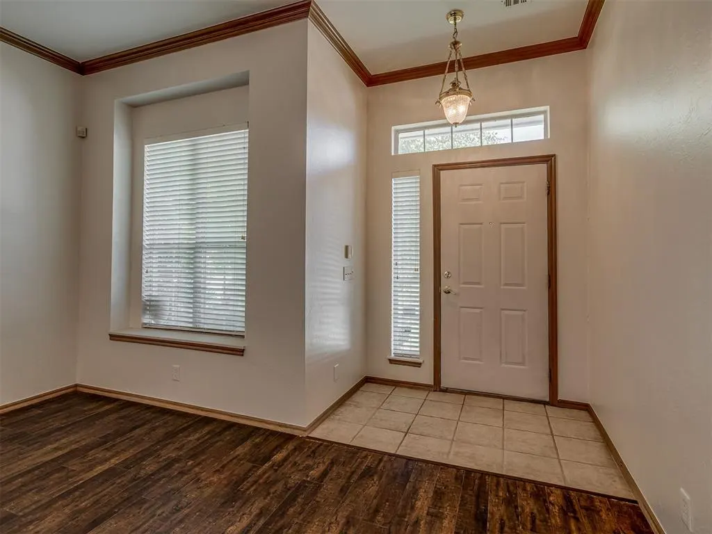 Photo 3 — 509 S Santa Fe Avenue 164, Edmond, OK 73003