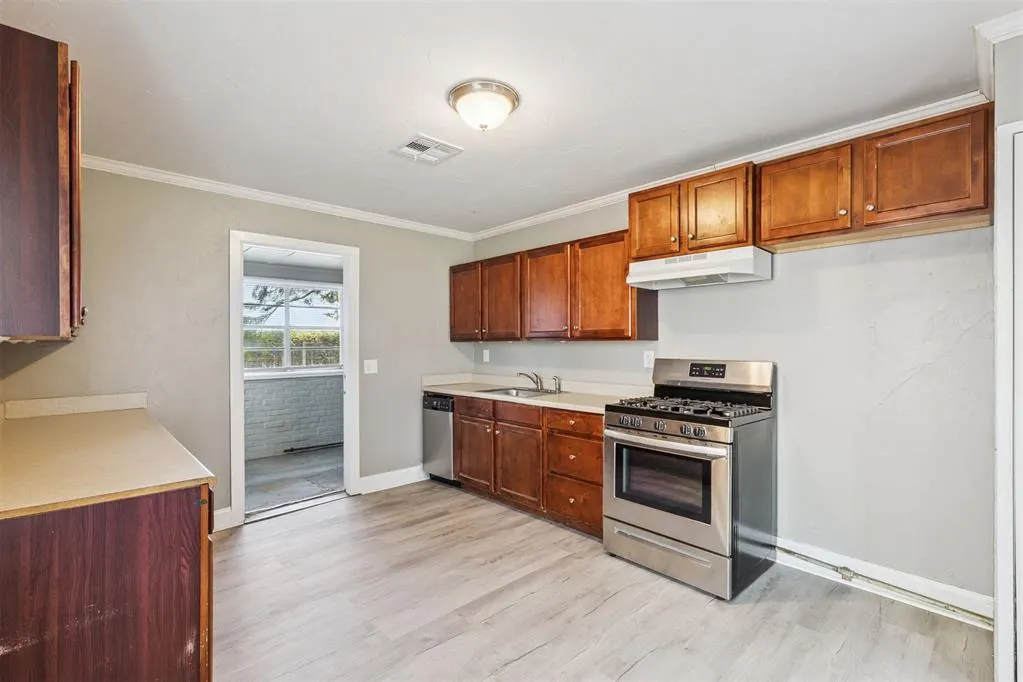 Photo 7 — 503 E Indian Drive, Midwest City, OK 73110