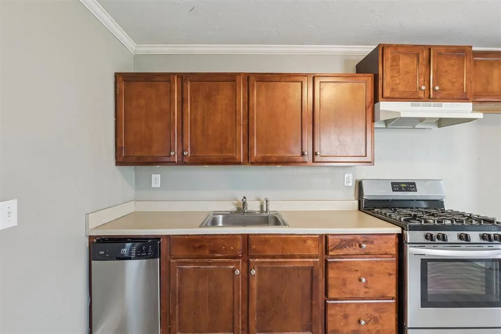 Photo 12 — 503 E Indian Drive, Midwest City, OK 73110