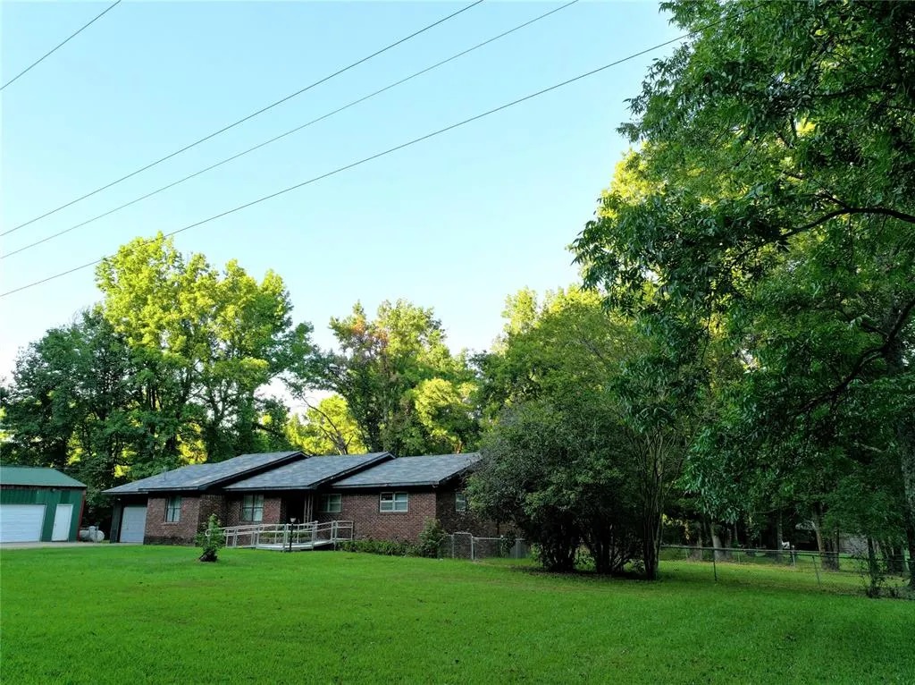Photo 14 — 604 N Denison Road, Idabel, OK 74745