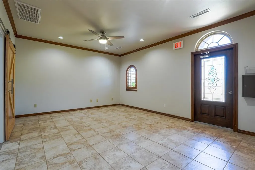 Photo 11 — 2510 E Independence Street 400, Shawnee, OK 74801