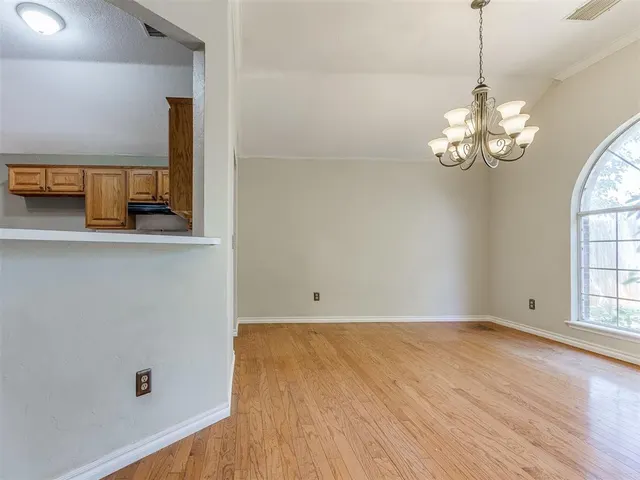 Photo 7 — 6713 NW 131 Street, Oklahoma City, OK 73142