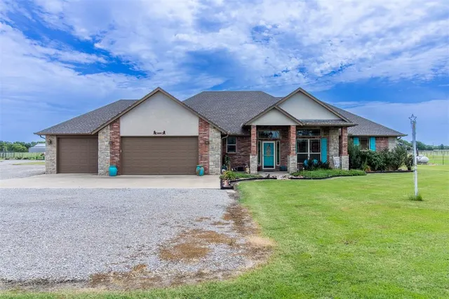 Photo 3 — 4989 SE 12th Avenue, Goldsby, OK 73093