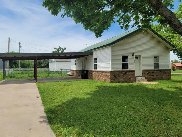 Photo 3 — 512 Holly, Amber, OK 73004