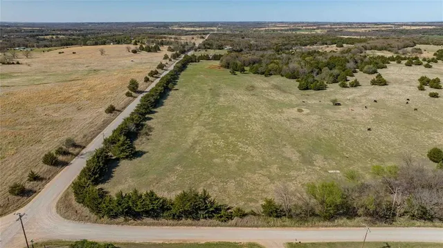 Photo 3 — S Mehan Road, Perkins, OK 74059