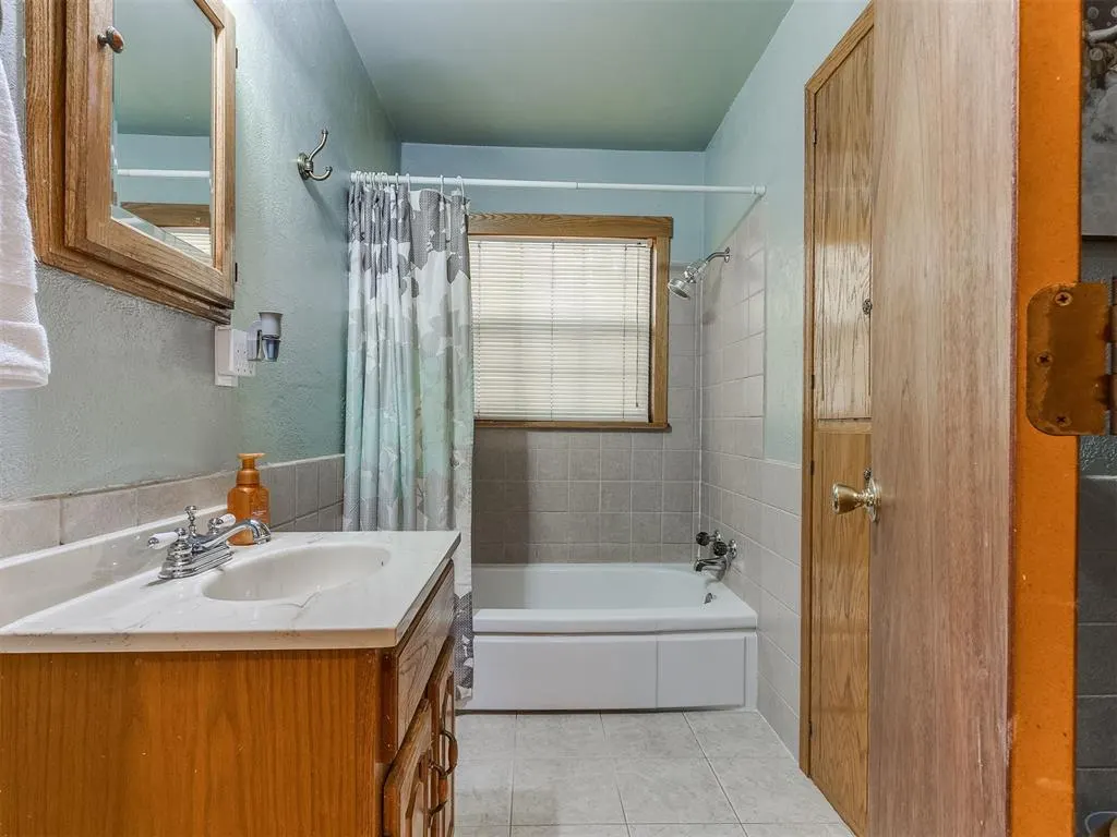 Photo 19 — 707 E Washington Street, Tecumseh, OK 74873