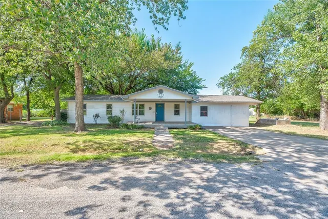 Photo 3 — 7701 Pearl Street, Oklahoma City, OK 73097
