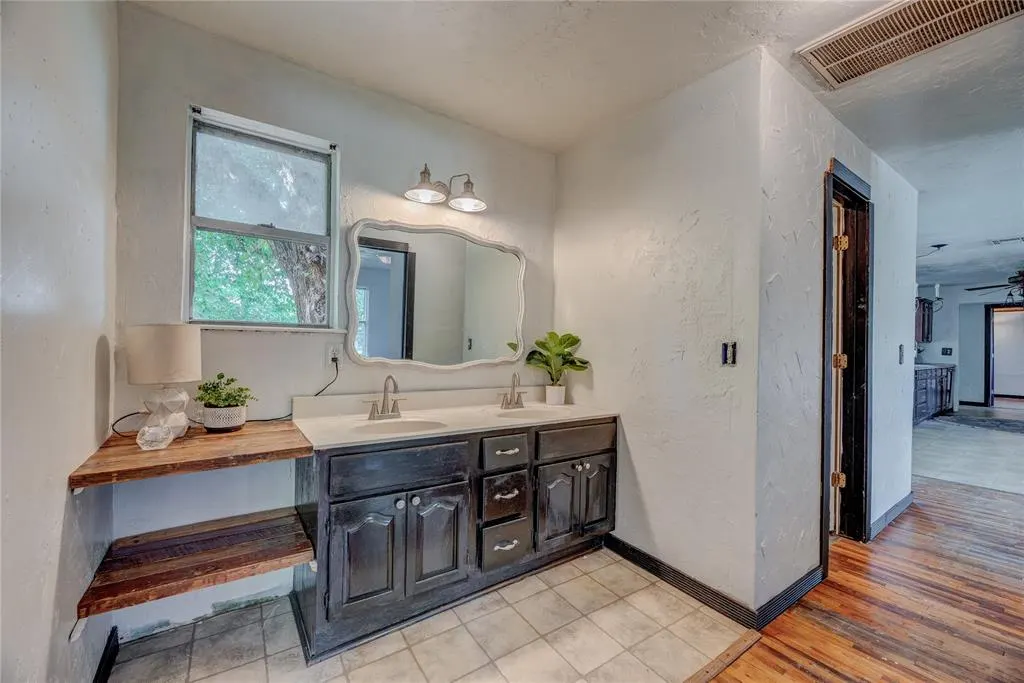 Photo 33 — 7701 Pearl Street, Oklahoma City, OK 73097