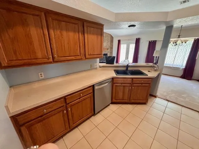 Photo 10 — 1716 Glacier Lane, Edmond, OK 73003