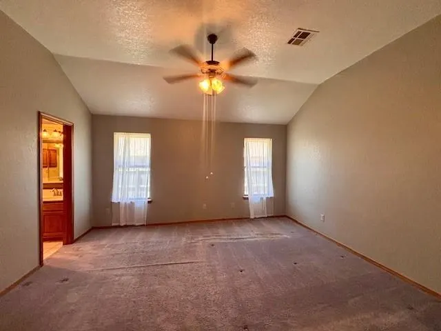 Photo 12 — 1716 Glacier Lane, Edmond, OK 73003