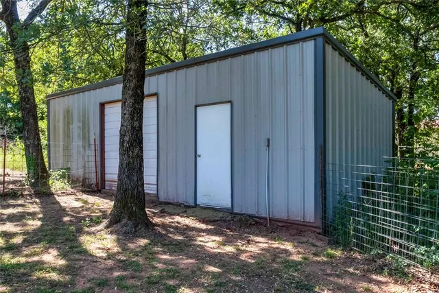 Photo 5 — 910882 S 3440 Road, Chandler, OK 74834