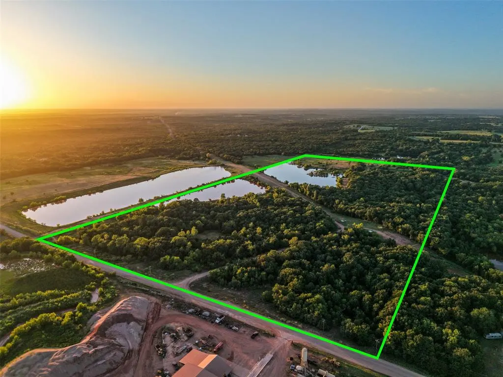 Photo 4 — 000 Tooley Road, Asher, OK 74826