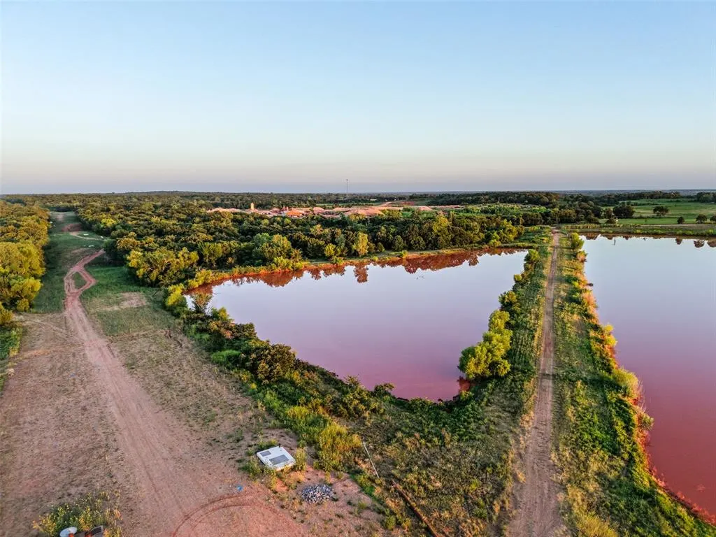 Photo 14 — 000 Tooley Road, Asher, OK 74826