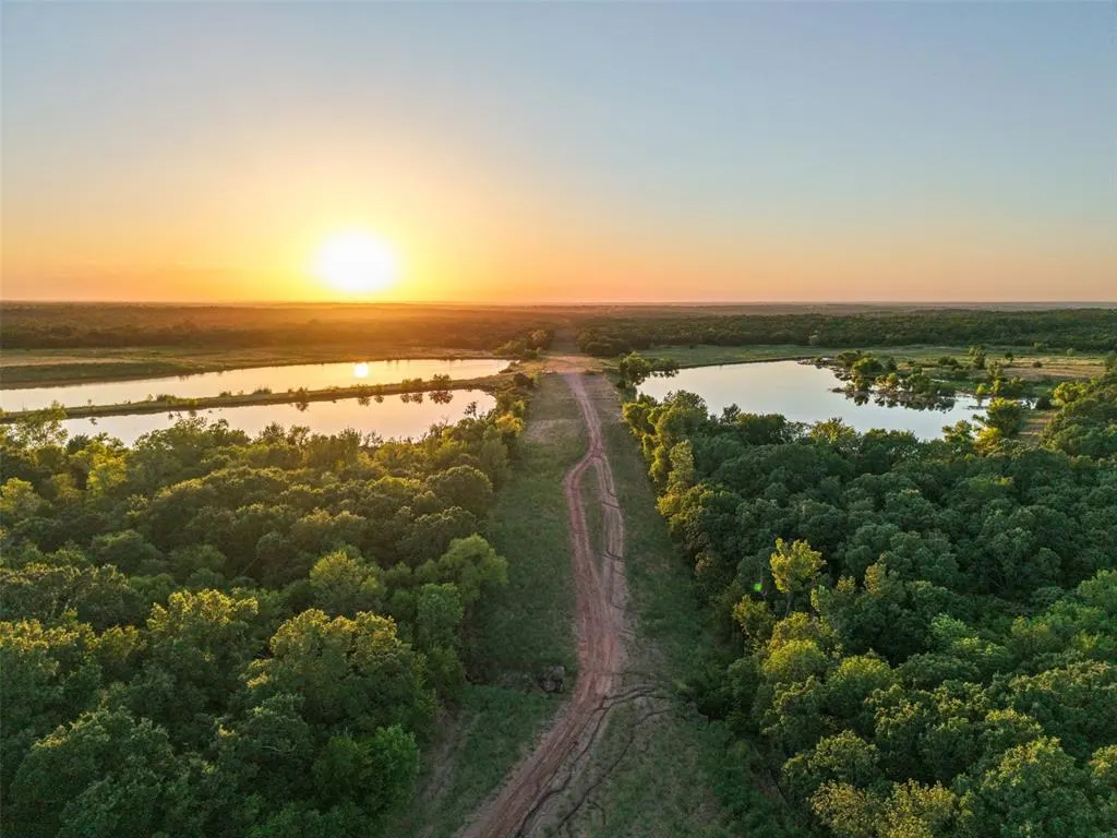 Photo 17 — 000 Tooley Road, Asher, OK 74826