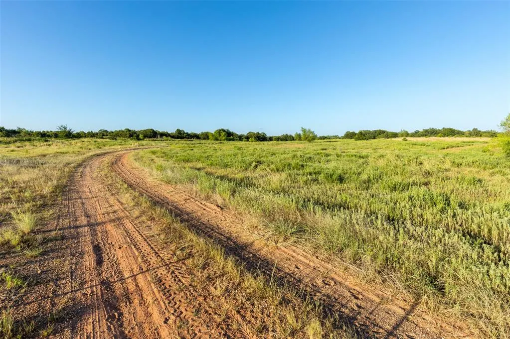 Photo 32 — 000 Tooley Road, Asher, OK 74826