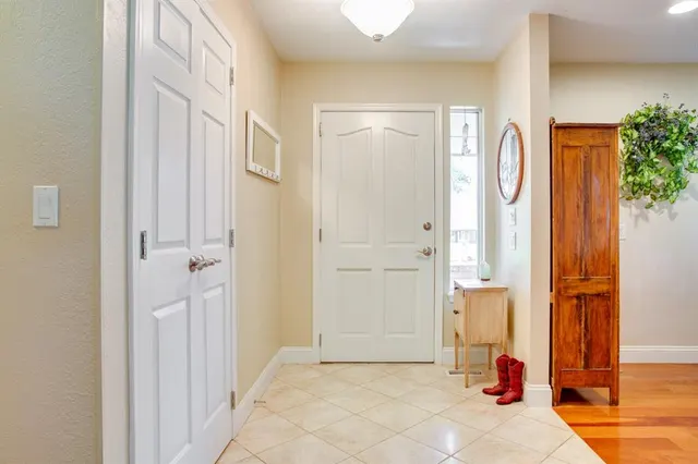 Photo 4 — 3222 Old Mallard Road, Enid, OK 73703