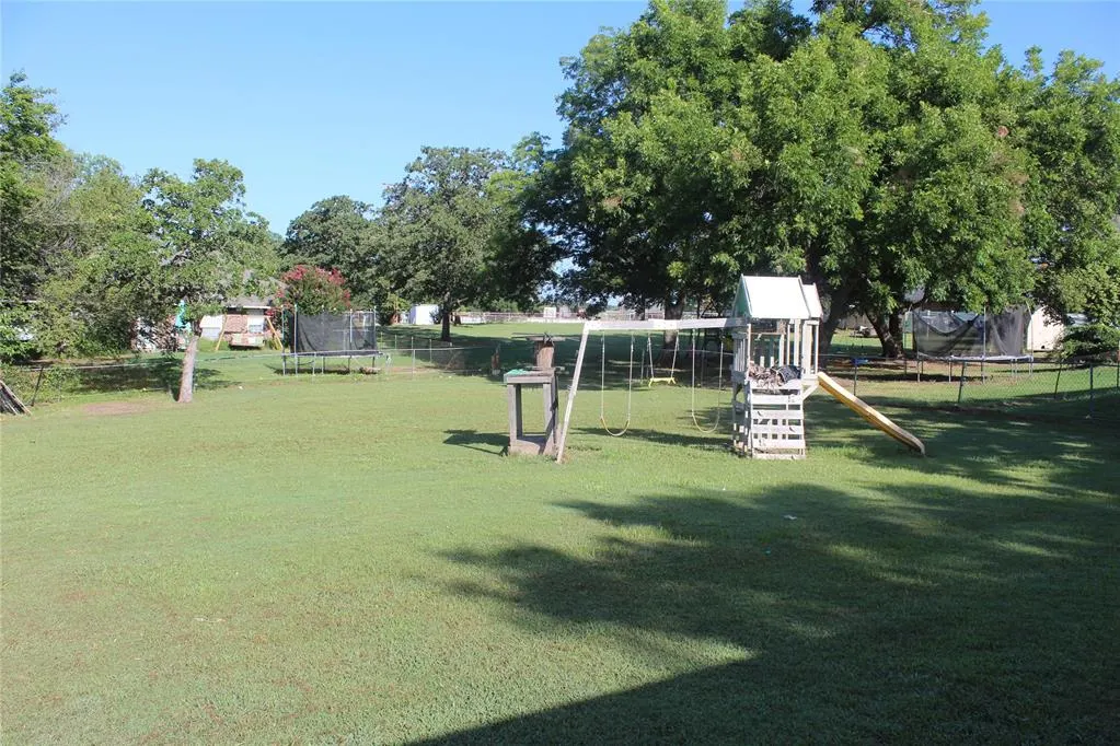 Photo 12 — 1003 N East Avenue, Davenport, OK 74026