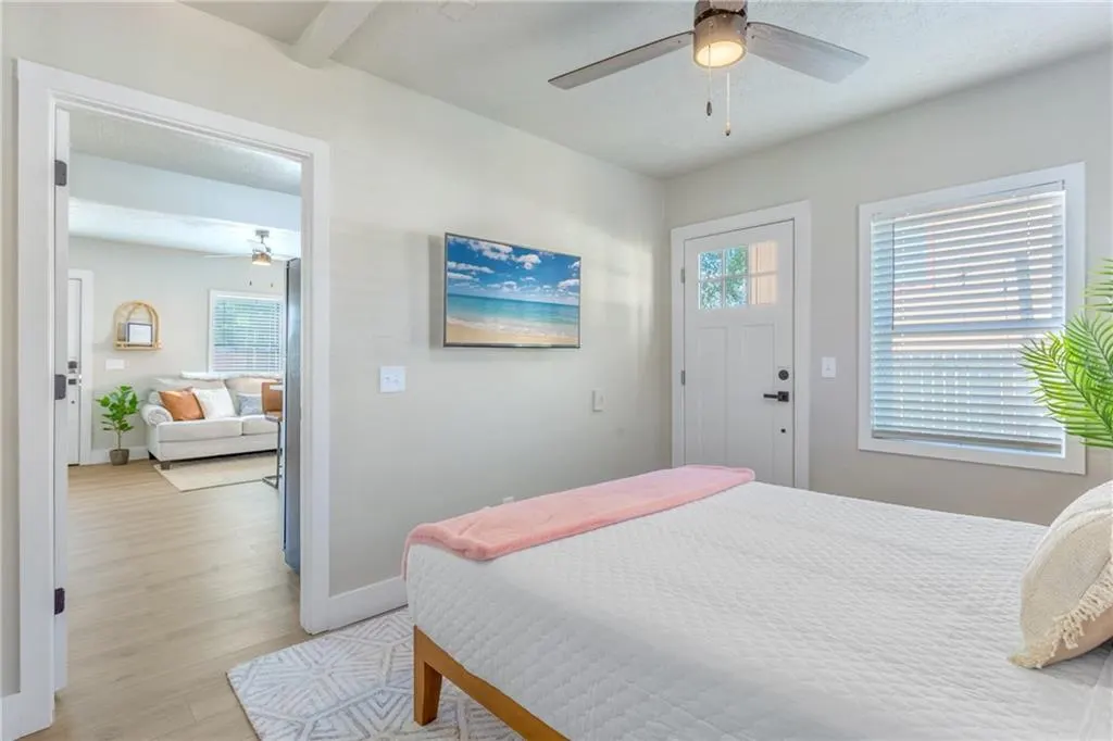 Photo 5 — 3111 N Shartel Avenue 3111 & 3113, Oklahoma City, OK 73118