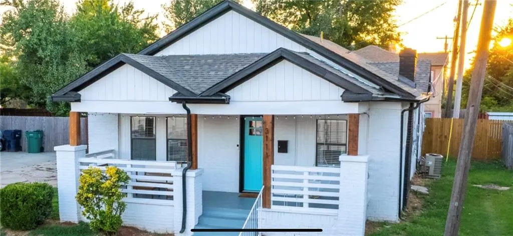 Photo 9 — 3111 N Shartel Avenue 3111 & 3113, Oklahoma City, OK 73118