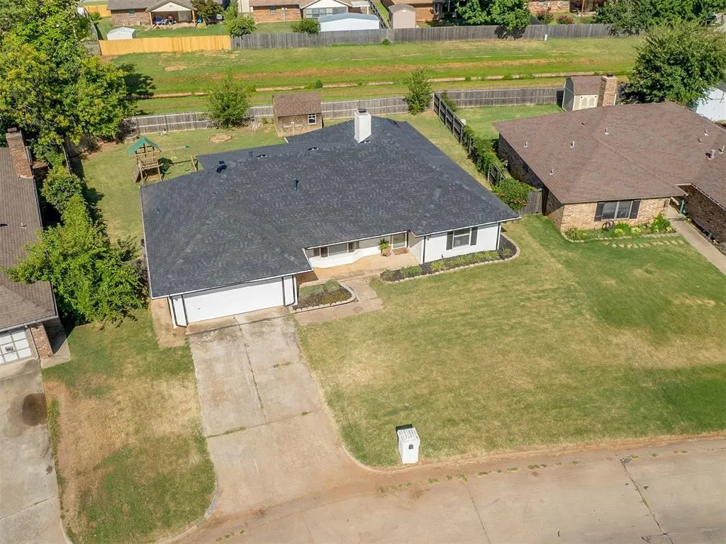 Photo 33 — 2309 S Avery Avenue, Midwest City, OK 73130