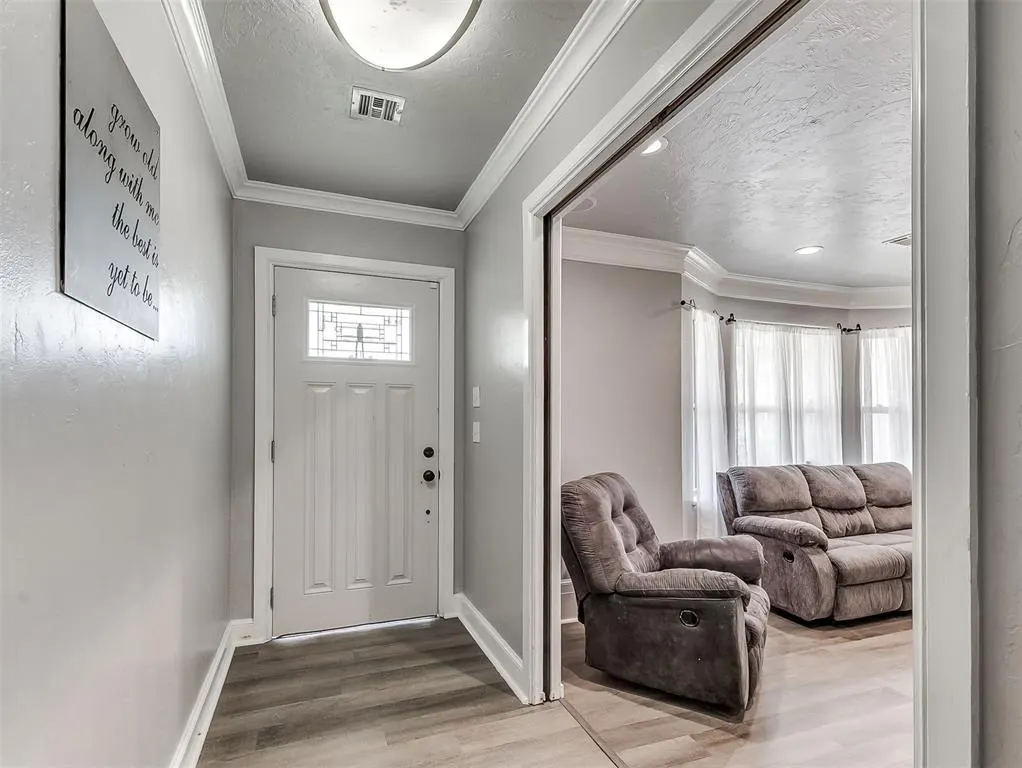 Photo 5 — 2309 S Avery Avenue, Midwest City, OK 73130