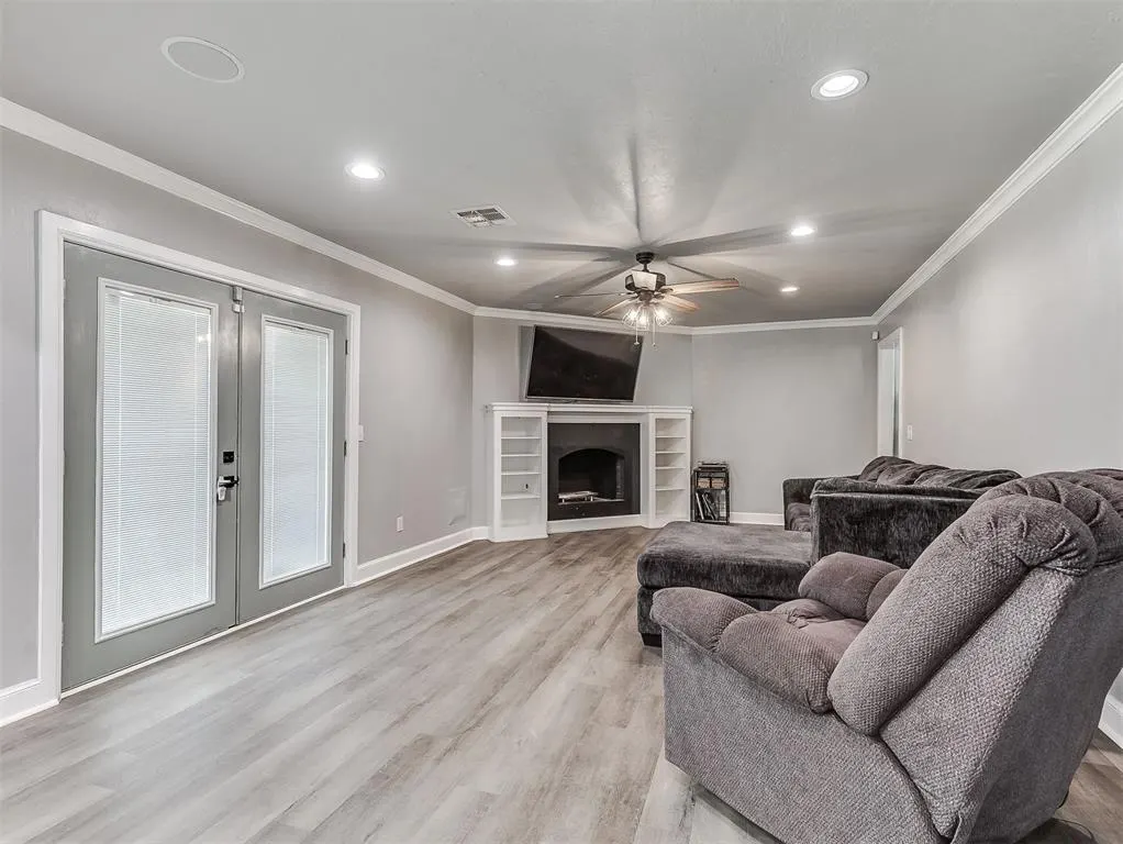 Photo 6 — 2309 S Avery Avenue, Midwest City, OK 73130
