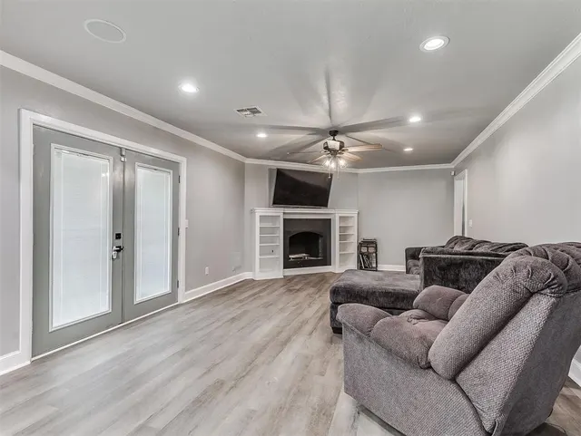 Photo 6 — 2309 S Avery Avenue, Midwest City, OK 73130