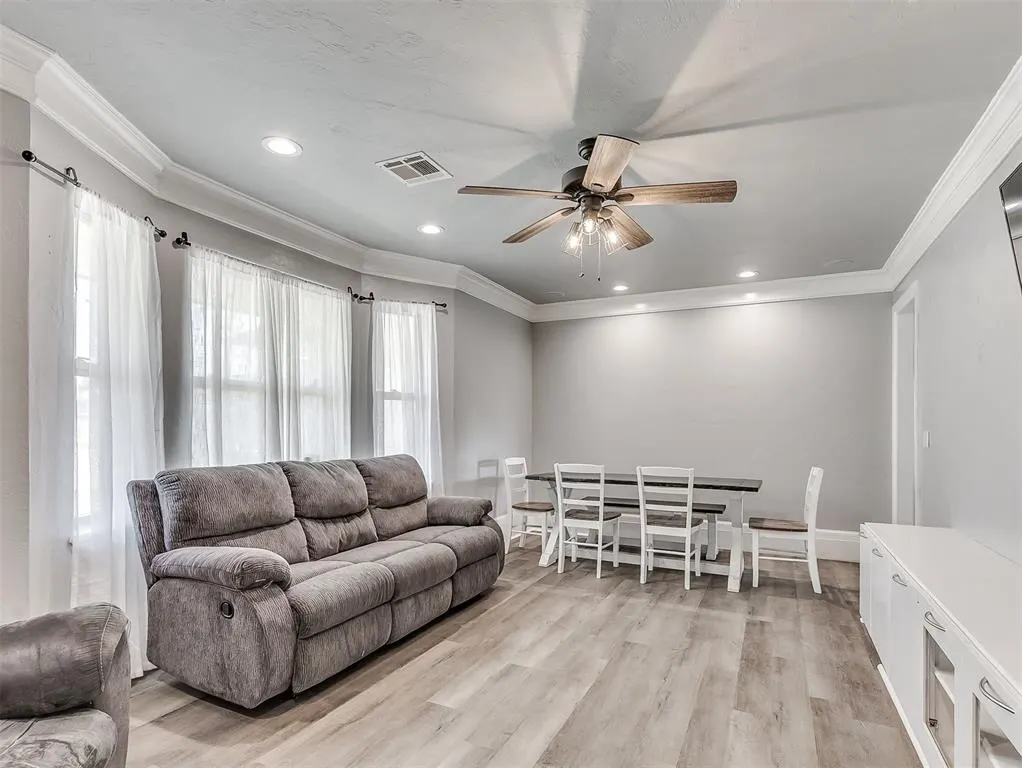 Photo 10 — 2309 S Avery Avenue, Midwest City, OK 73130
