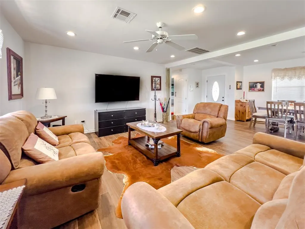 Photo 9 — 4101 SE 34th Street, Oklahoma City, OK 73165