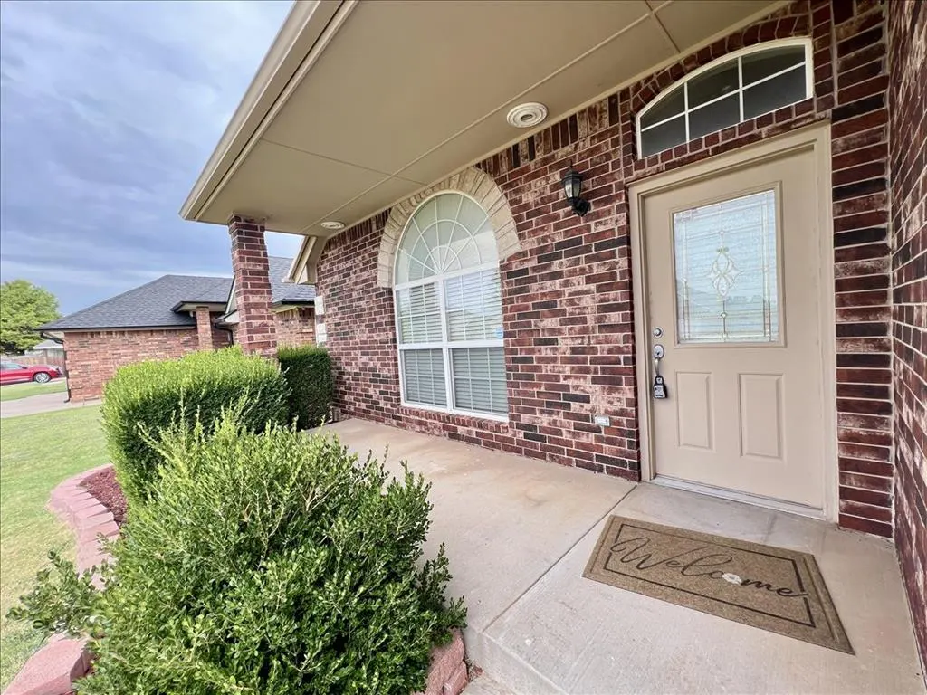Photo 2 — 2205 SW 93rd Street, Oklahoma City, OK 73159