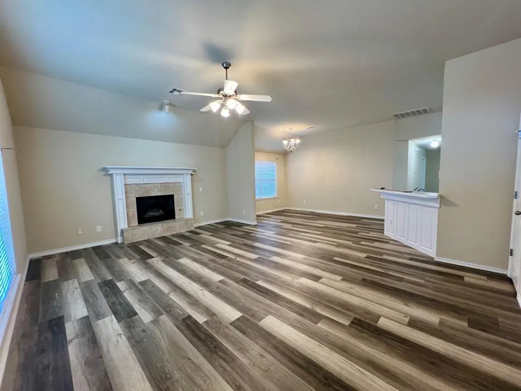 Photo 4 — 2205 SW 93rd Street, Oklahoma City, OK 73159