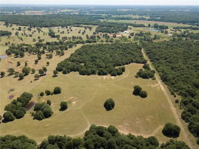 Photo 6 — 950511 S 3310 Road, Wellston, OK 74881