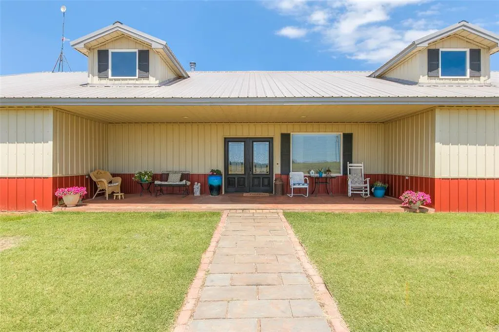 Photo 8 — 950511 S 3310 Road, Wellston, OK 74881