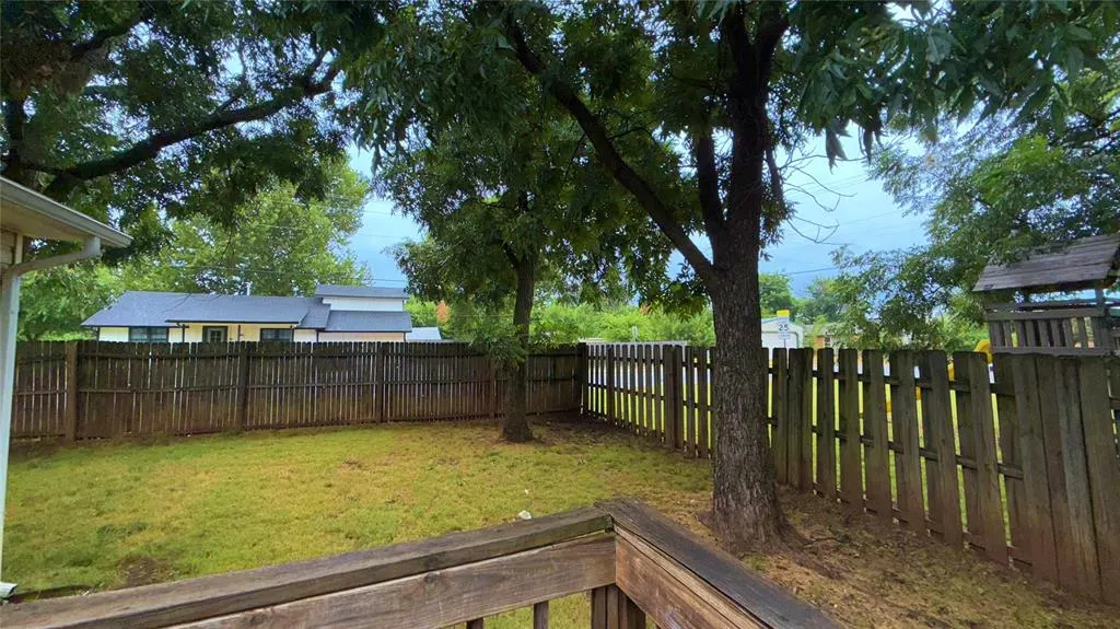 Photo 8 — 429 W Main Street, Edmond, OK 73003