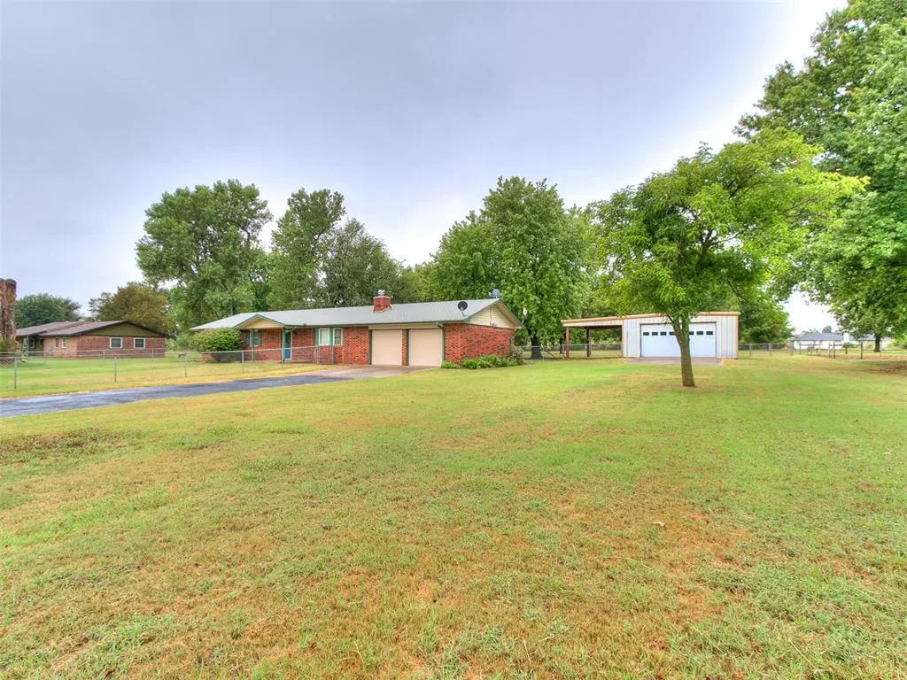 Front exterior — 896 CS 2942 Street, Tuttle, OK 73089
