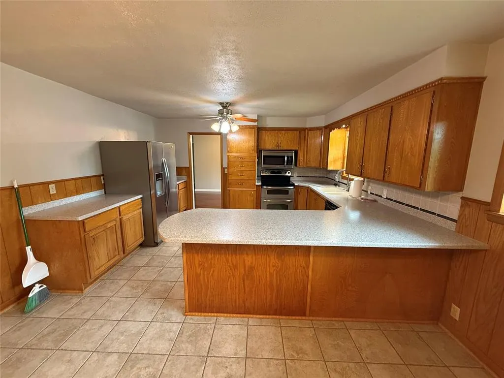 Photo 20 — 417 N University Street, Seminole, OK 74868