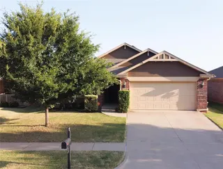Sold home at 9508 SW 27th Street