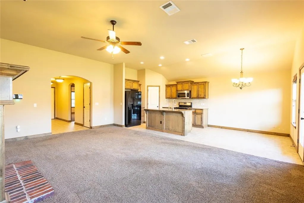 Photo 7 — 9508 SW 27th Street, Oklahoma City, OK 73128