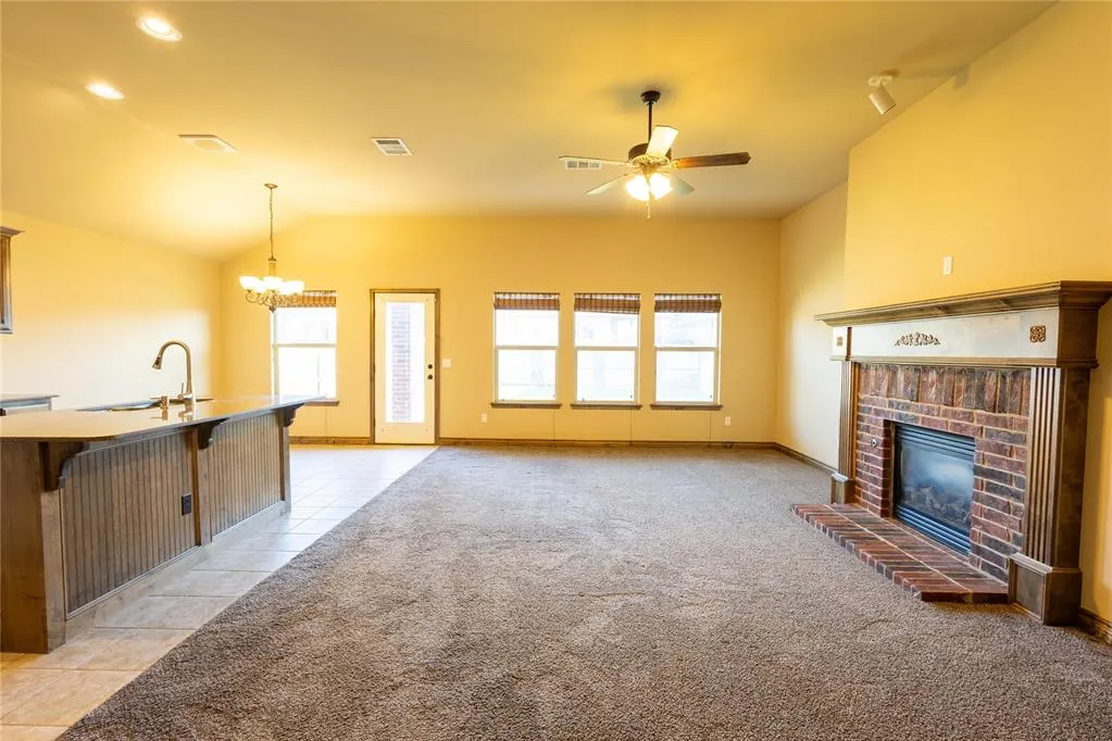 Photo 9 — 9508 SW 27th Street, Oklahoma City, OK 73128