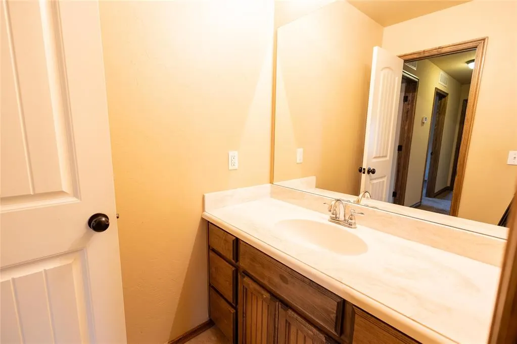 Photo 27 — 9508 SW 27th Street, Oklahoma City, OK 73128