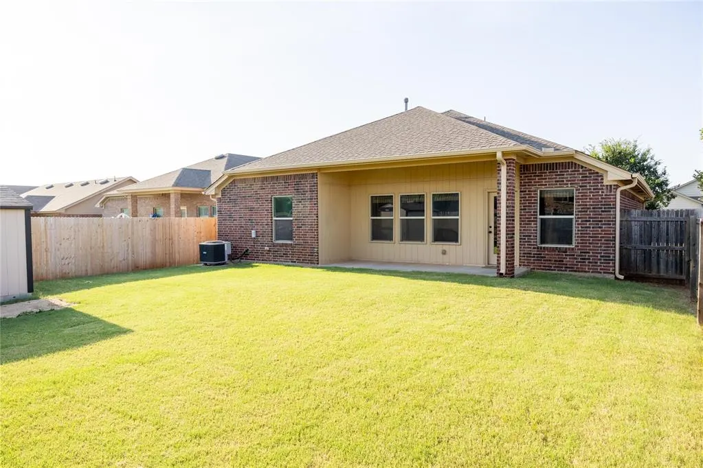 Photo 33 — 9508 SW 27th Street, Oklahoma City, OK 73128