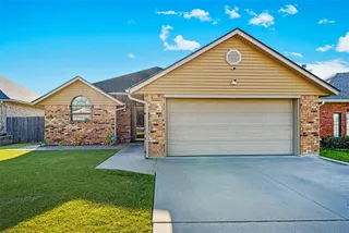 Sold home at 427 SW 80TH Street