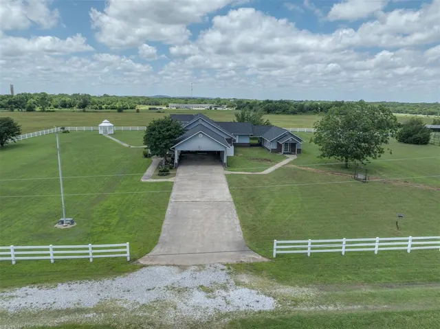 Photo 5 — 414315 E 1080 Road, Checotah, OK 74426